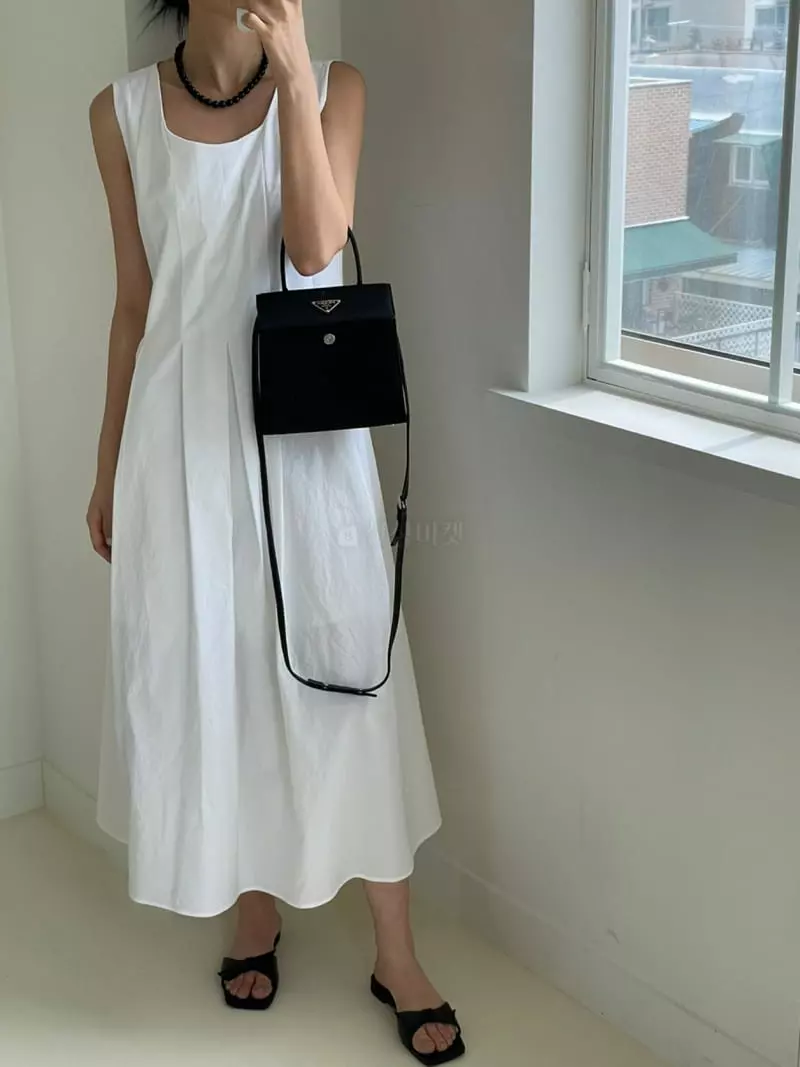 Baguette - Korean Women Fashion - #womensfashion - Bo  G One-piece - 6