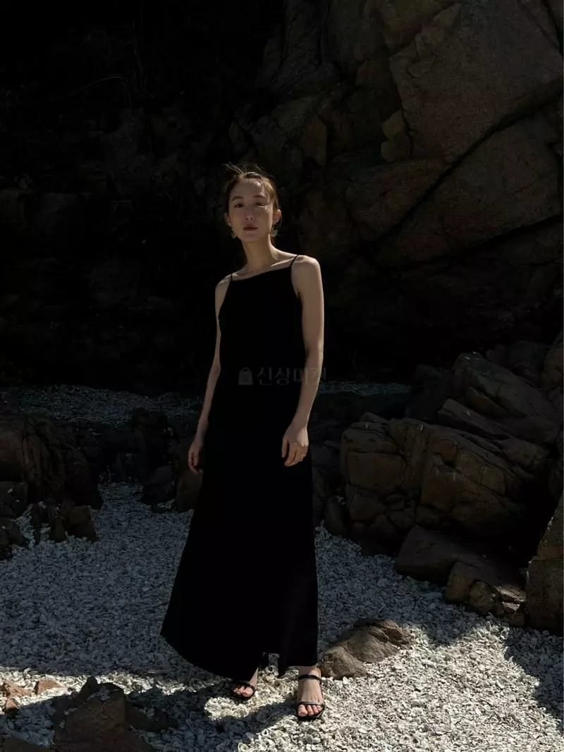 Baie Oud - Korean Women Fashion - #momslook - Satin Sleeveless - 5