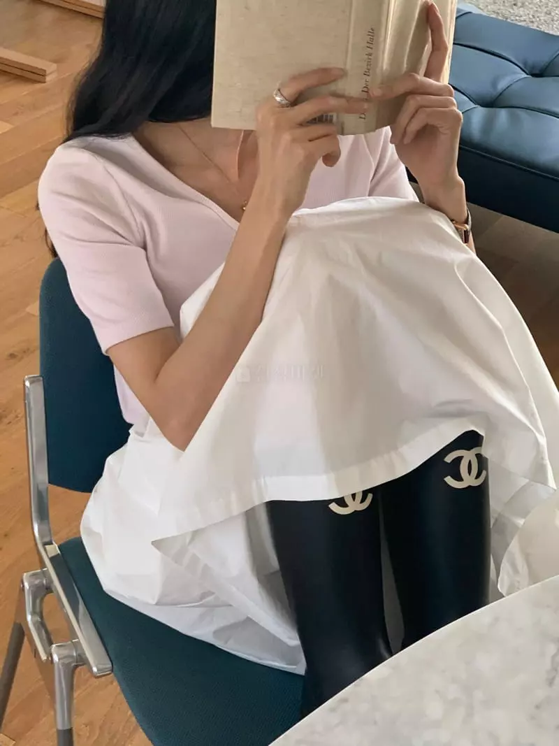 Baking Powder - Korean Women Fashion - #thelittlethings - Half v Beck Tee - 4