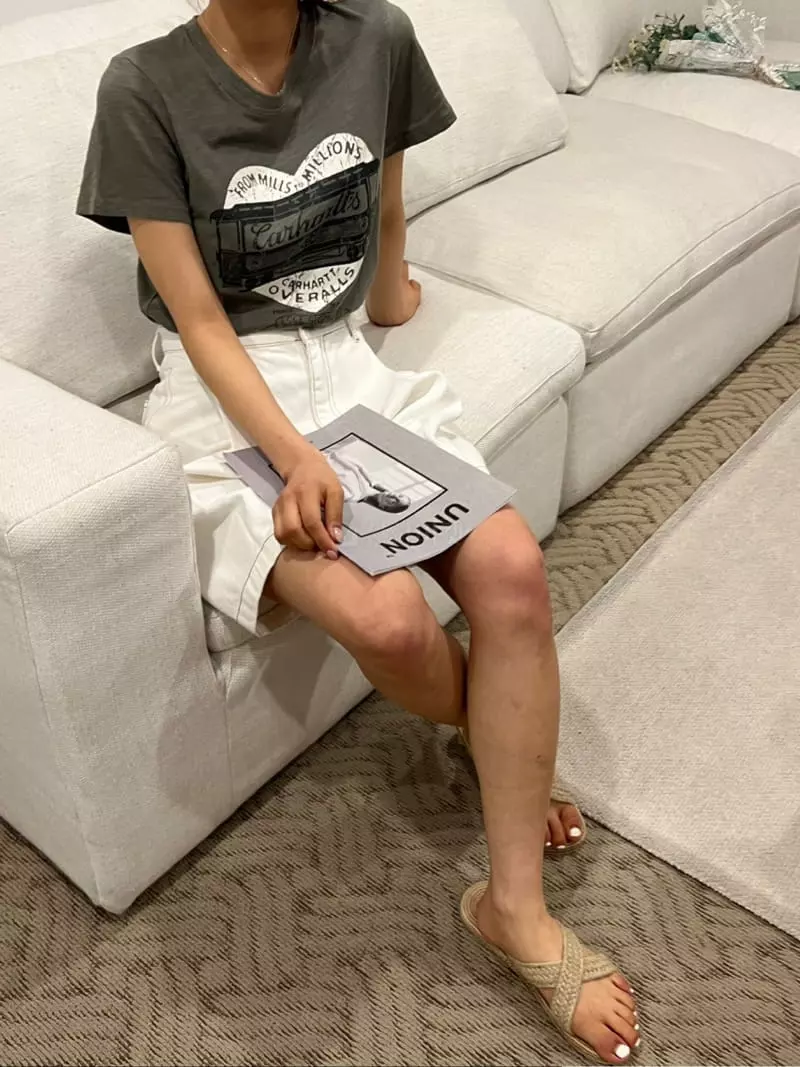 Balance - Korean Women Fashion - #momslook - Heart Tee - 8