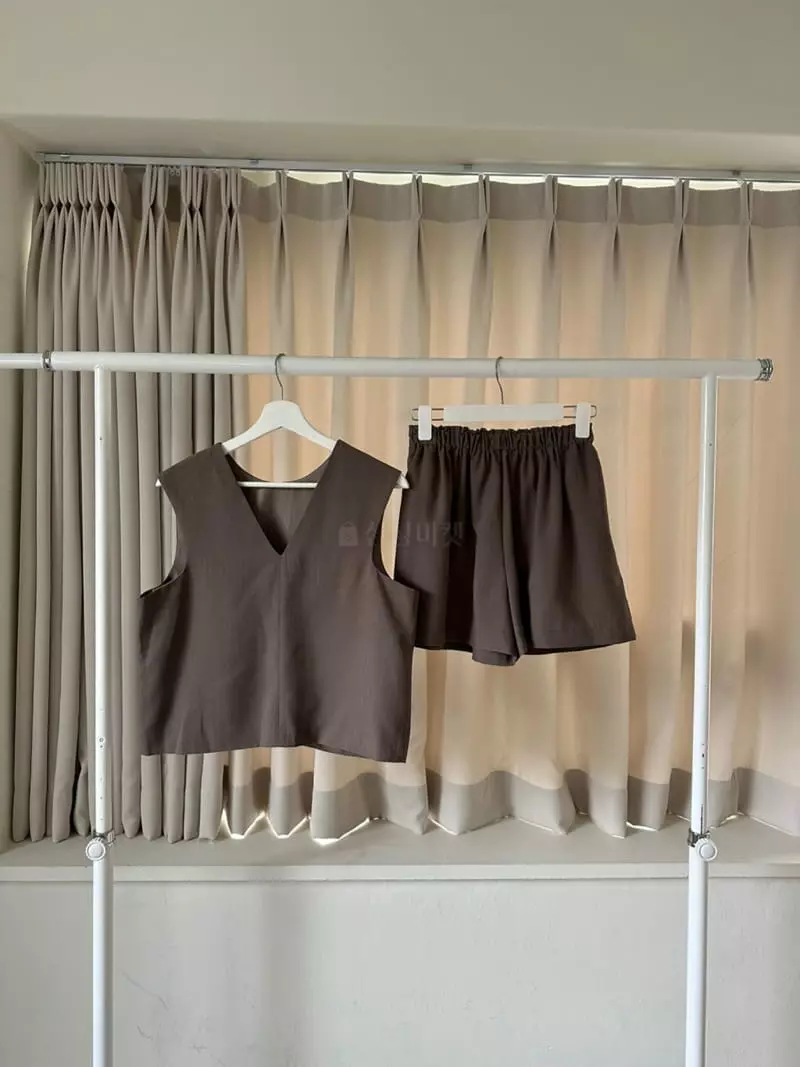 Balance - Korean Women Fashion - #womensfashion - Ma Vest - 9