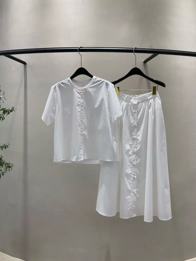 Boutique Seoul - Korean Women Fashion - #momslook - Buton Skirt - 2