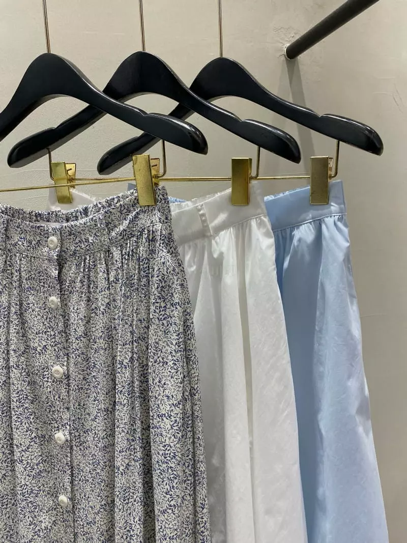 Boutique Seoul - Korean Women Fashion - #womensfashion - Buton Skirt - 4