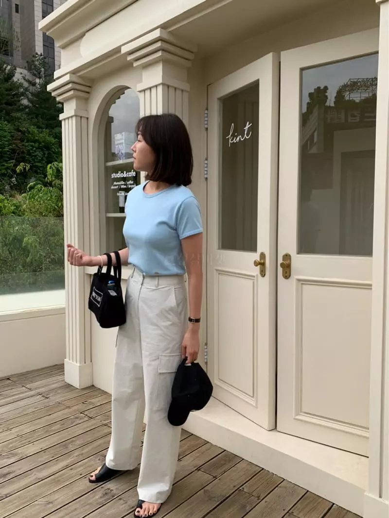 Boutique Seoul - Korean Women Fashion - #vintagekidsstyle - Button Tee - 5