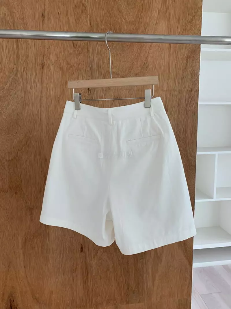 Boutique Seoul - Korean Women Fashion - #womensfashion - Two Tuck Shorts - 5