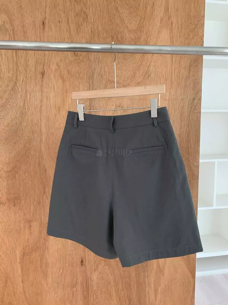 Boutique Seoul - Korean Women Fashion - #womensfashion - Two Tuck Shorts - 7