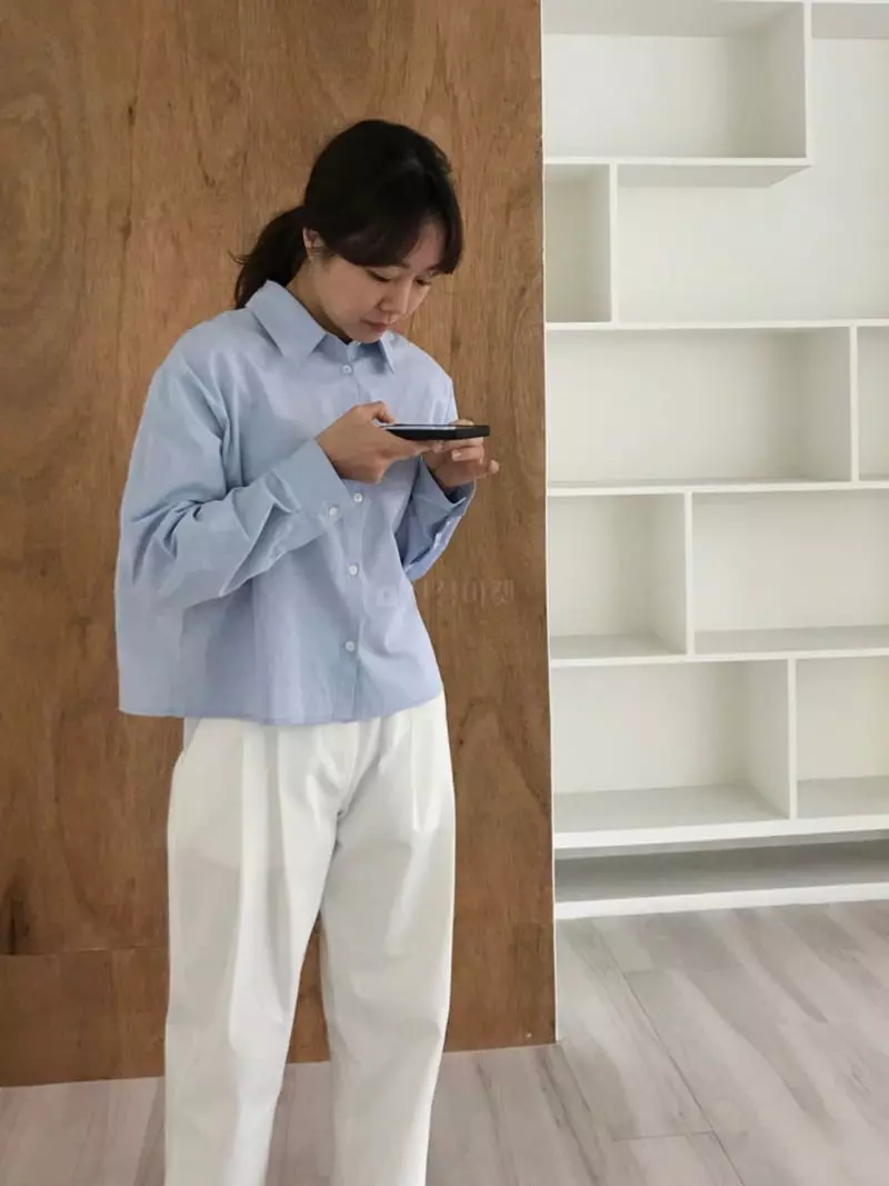 Boutique Seoul - Korean Women Fashion - #momslook - But Crop Shirt - 4