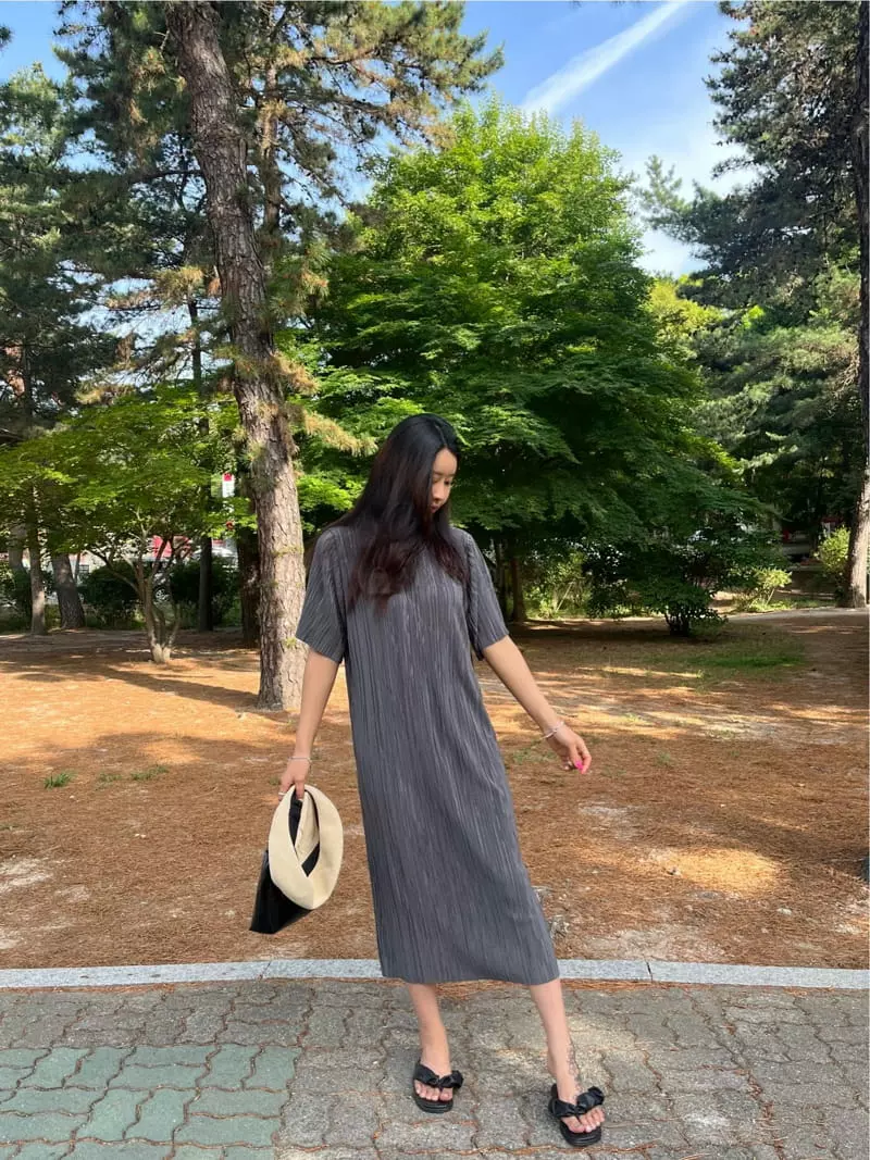 Breeze - Korean Women Fashion - #momslook - Short Sleeves Wrinkle One-piece - 10