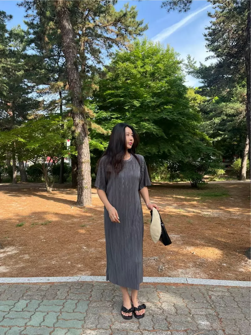 Breeze - Korean Women Fashion - #momslook - Short Sleeves Wrinkle One-piece - 8