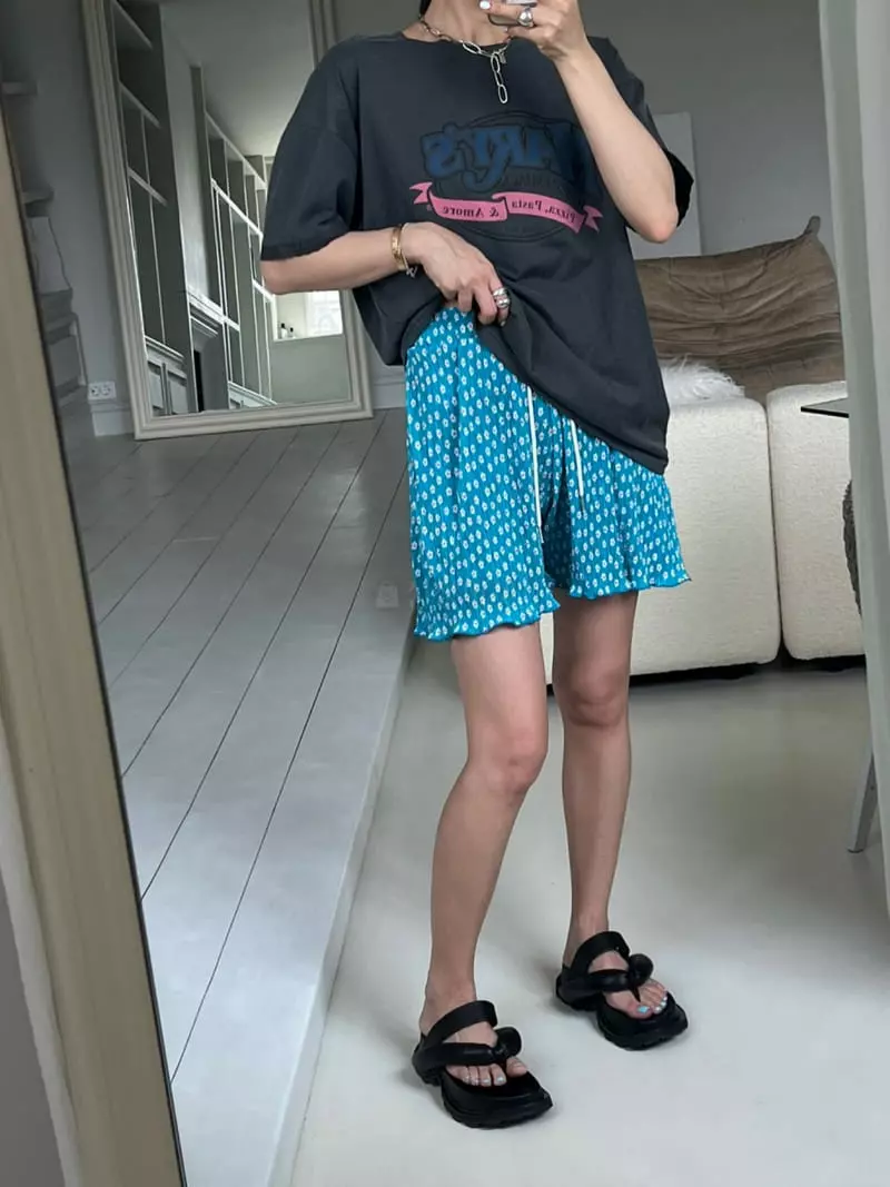 Bricklane - Korean Women Fashion - #momslook - Daisy Terry Shorts - 3