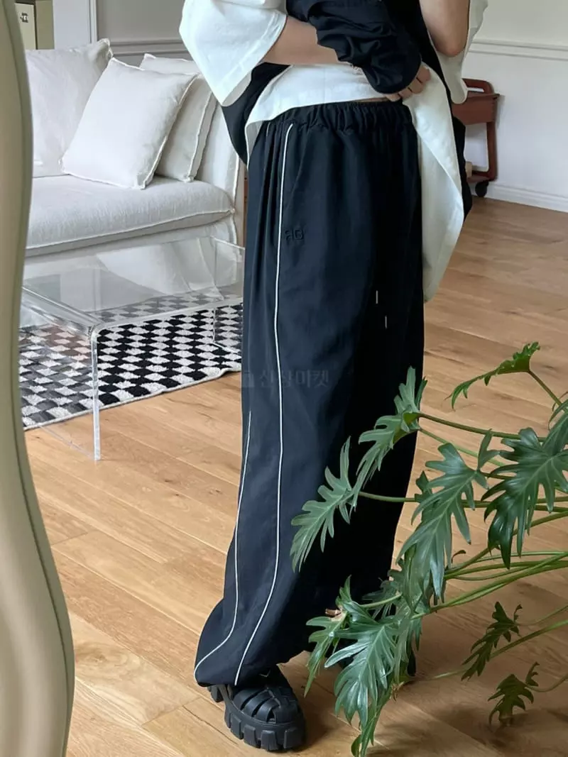 Bricklane - Korean Women Fashion - #momslook - Nyln Pants - 2