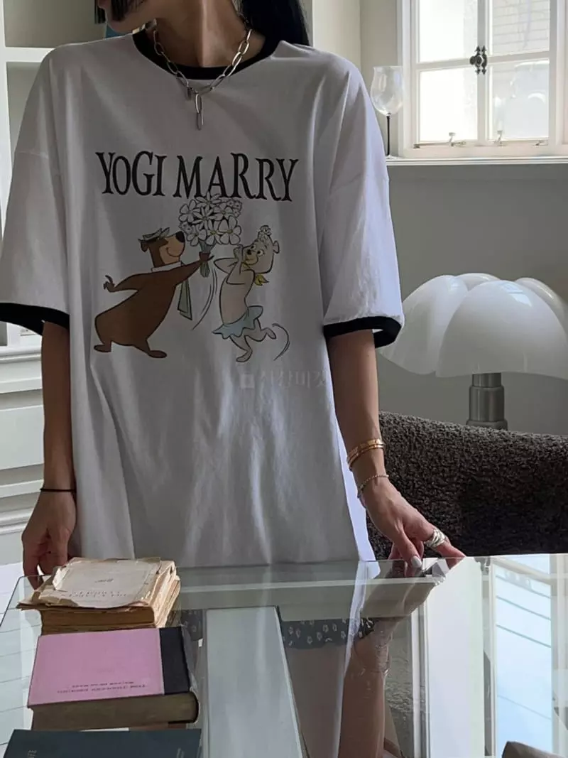 Bricklane - Korean Women Fashion - #womensfashion - Merry Bear Tee - 6
