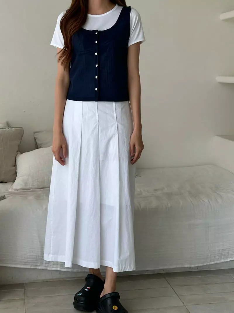 Buckle - Korean Women Fashion - #momslook - Heart Sleeveless - 7