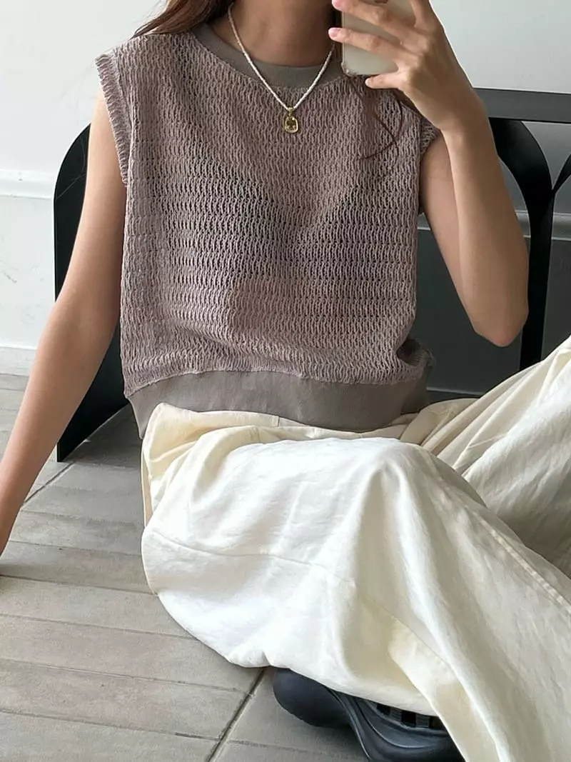 Buckle - Korean Women Fashion - #momslook - Cable Sleeveless