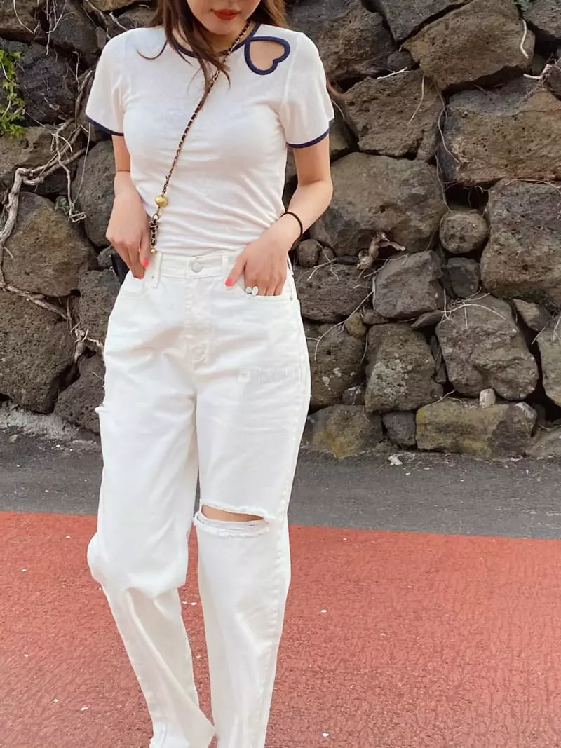 Butter - Korean Women Fashion - #thatsdarling - Heart Tee