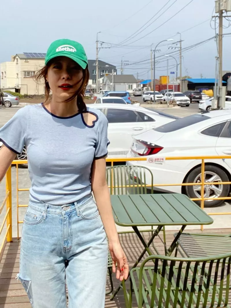 Butter - Korean Women Fashion - #thelittlethings - Heart Tee - 2