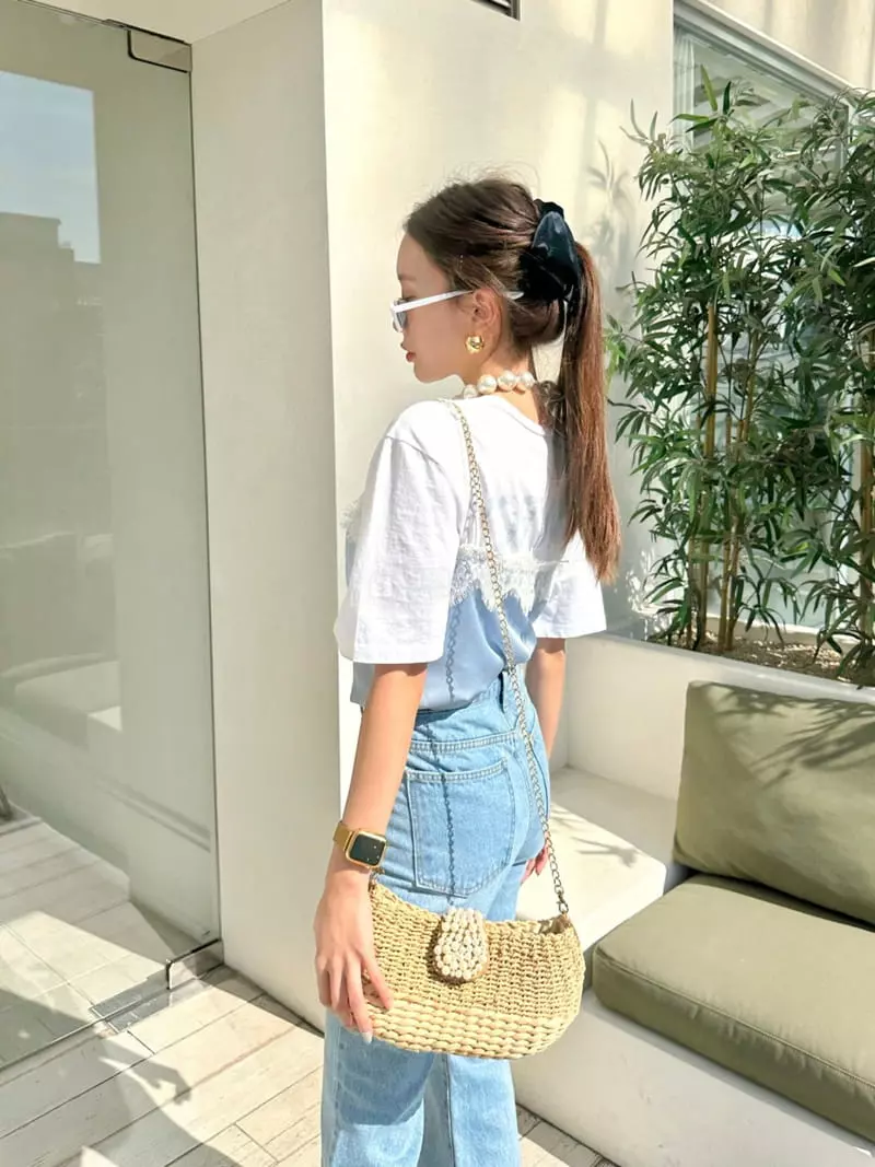 Bwithu - Korean Women Fashion - #momslook - BB Lace Sleeveless - 2