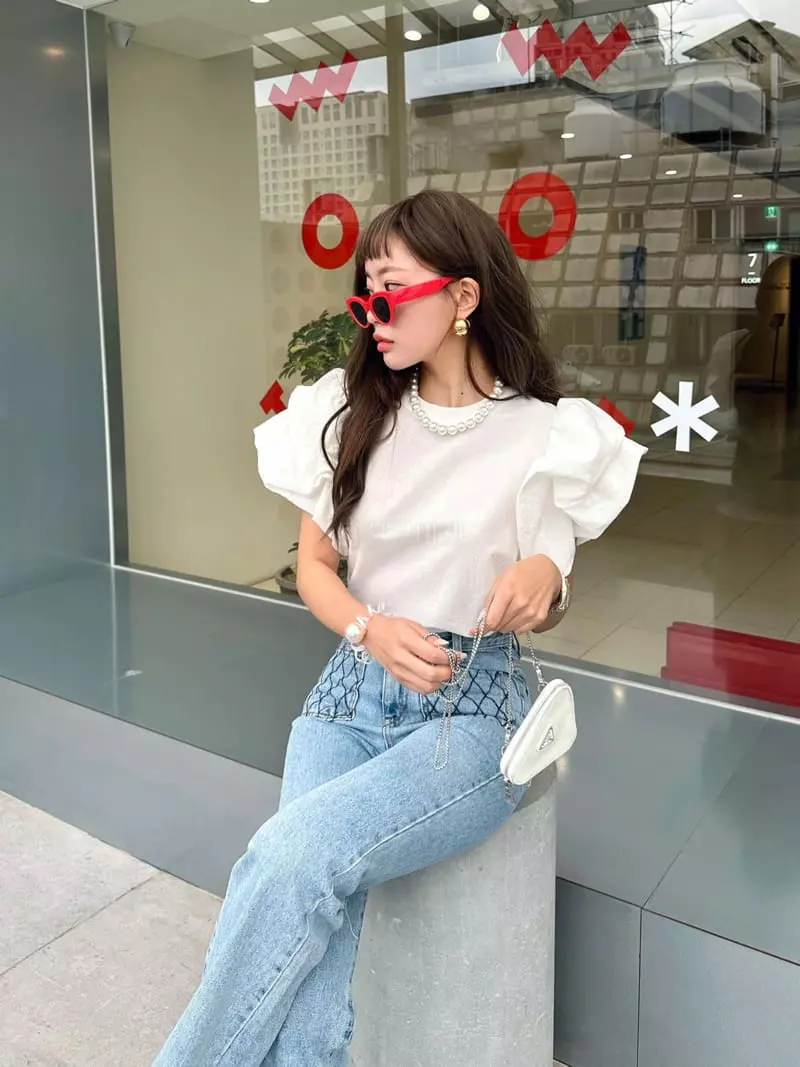 Bwithu - Korean Women Fashion - #momslook - Sleeveless Blouse - 2