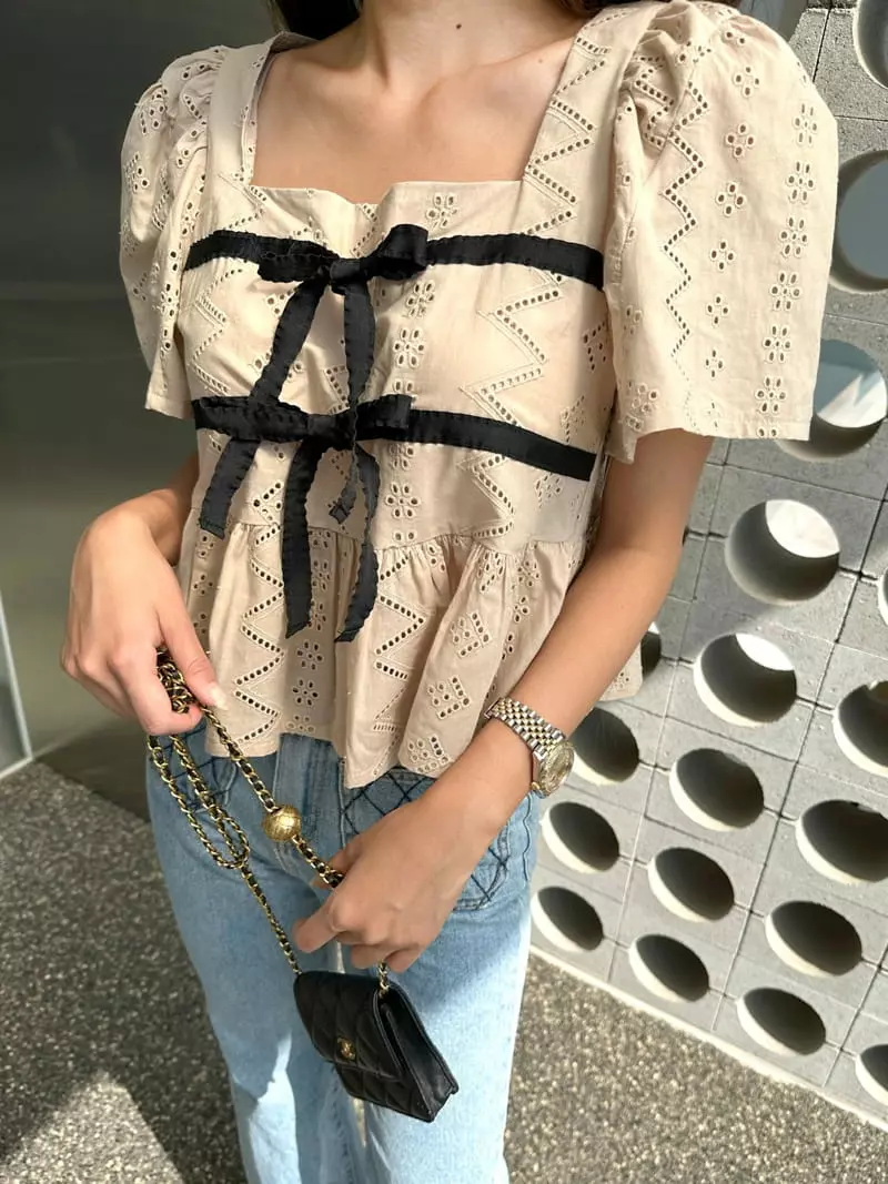 Bwithu - Korean Women Fashion - #restrostyle - Tape Ribbon Blouse - 2