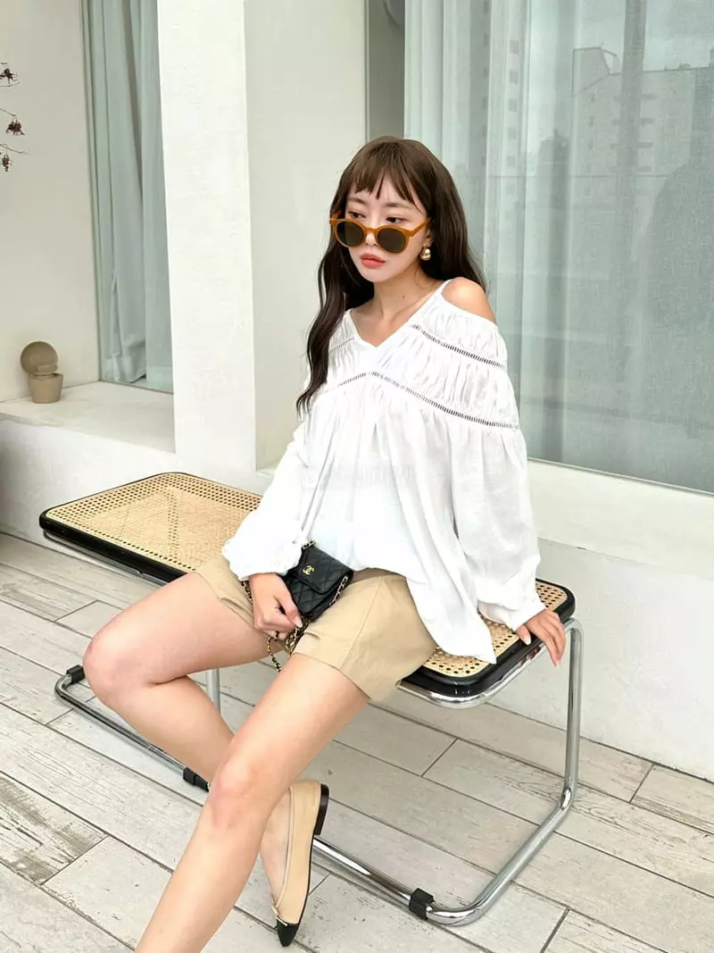 Bwithu - Korean Women Fashion - #vintageinspired - Ladder Blouse - 11