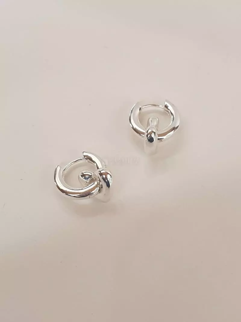 Cabinet - Korean Women Fashion - #momslook - Silver Basic Ring Heart Earring - 3