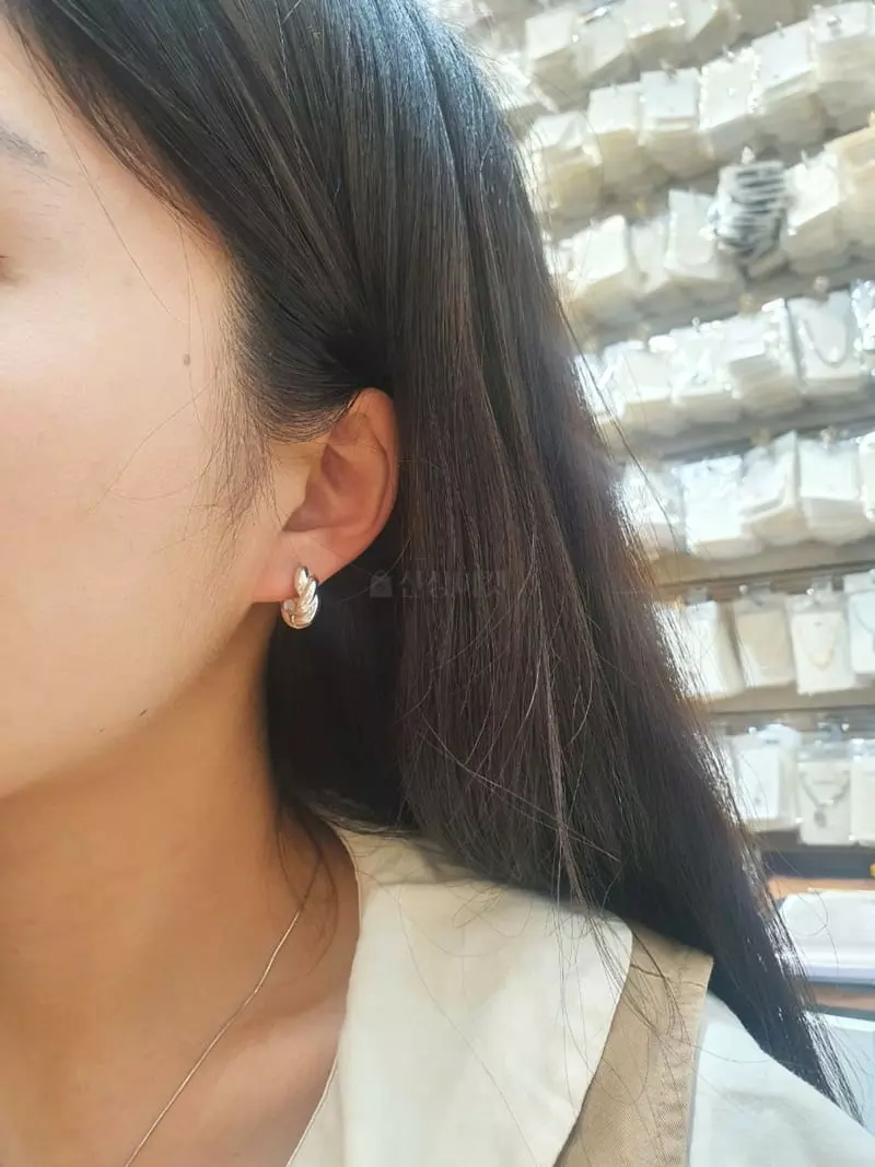 Cabinet - Korean Women Fashion - #womensfashion - Silver Rule Twist Earring - 4