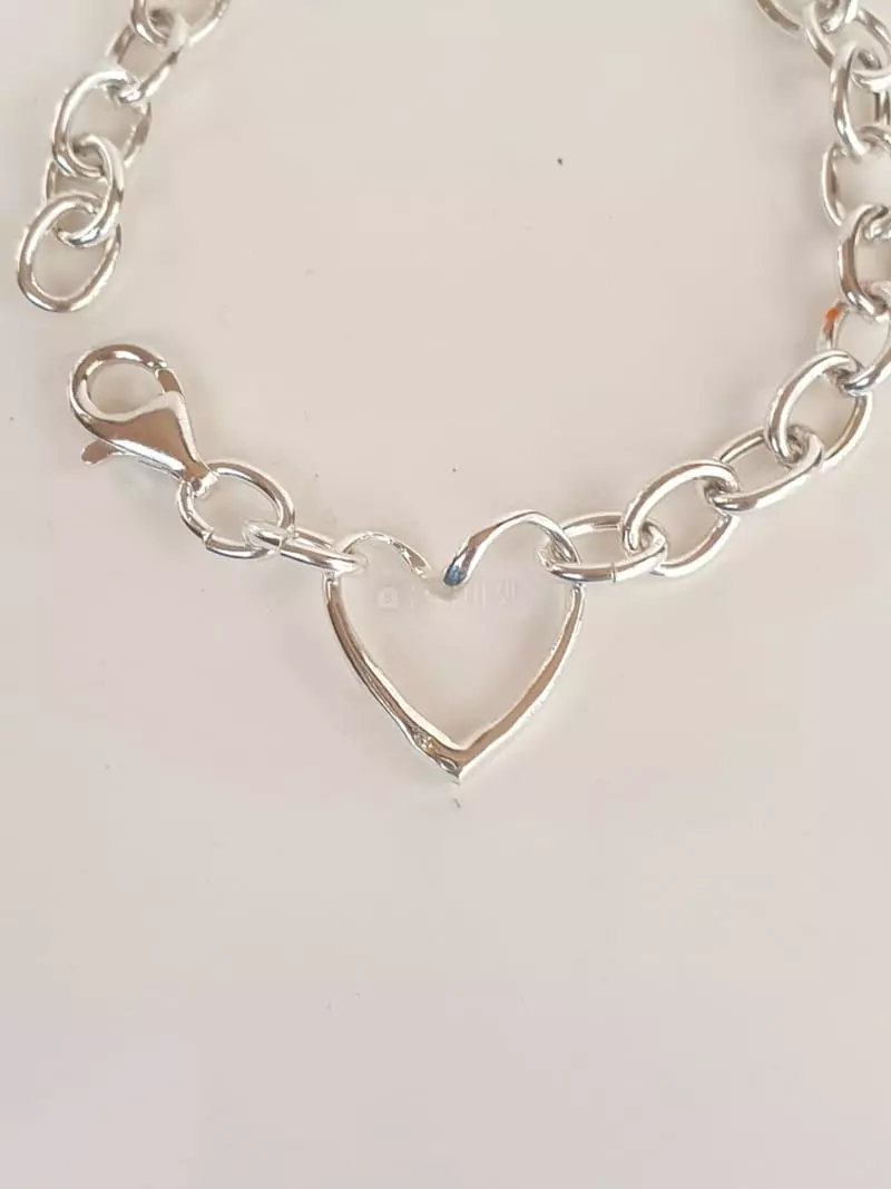 Cabinet - Korean Women Fashion - #thelittlethings - Silver (Silver) Heart  Bracelet