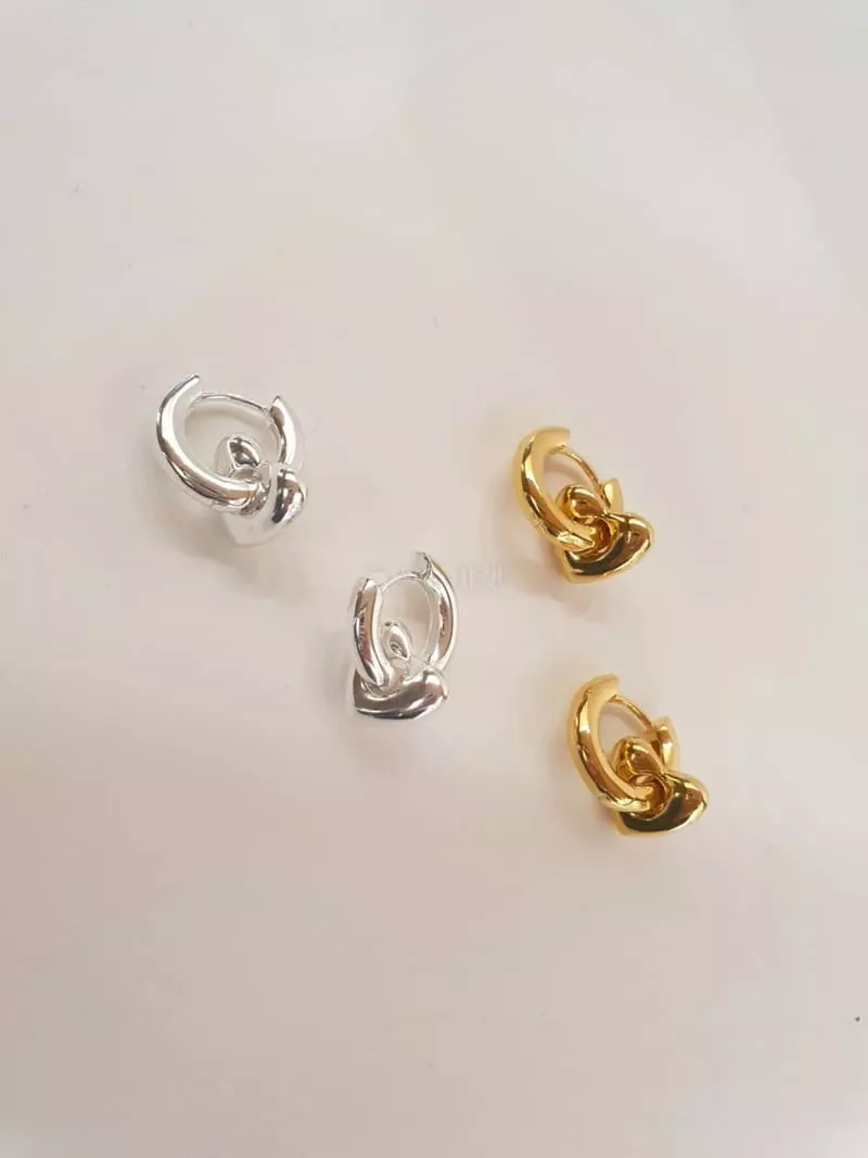 Cabinet - Korean Women Fashion - #womensfashion - Silver Basic Ring Heart Earring - 2