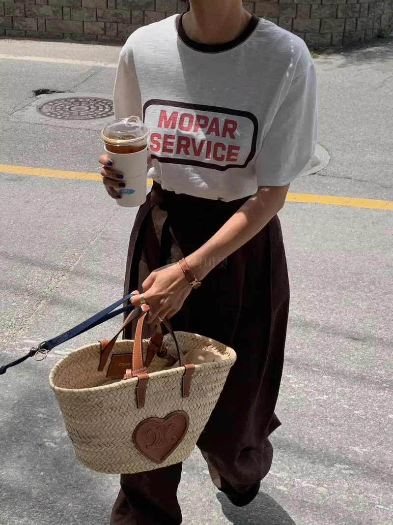 Camel - Korean Women Fashion - #momslook - Mopa Tee - 3