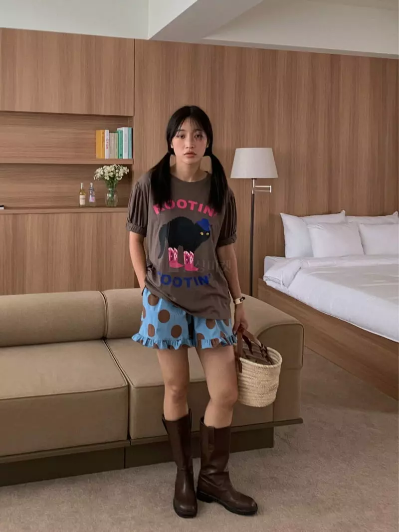 Camel - Korean Women Fashion - #momslook - Kitty Tee - 2