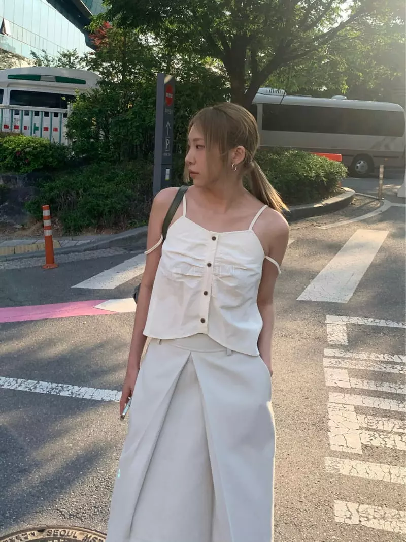 Creamvilla - Korean Women Fashion - #womensfashion - Linen Garden Top - 4