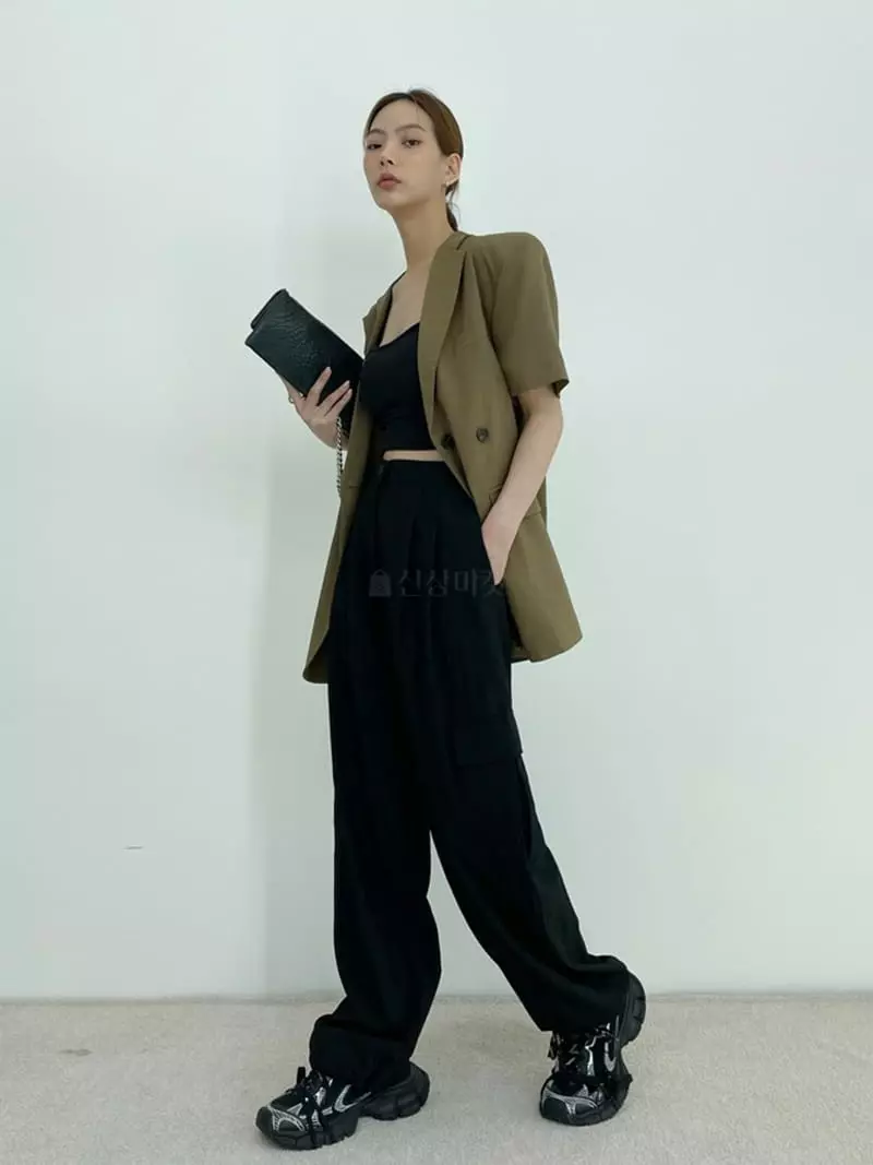 D2 - Korean Women Fashion - #momslook - Clover Jacket - 3