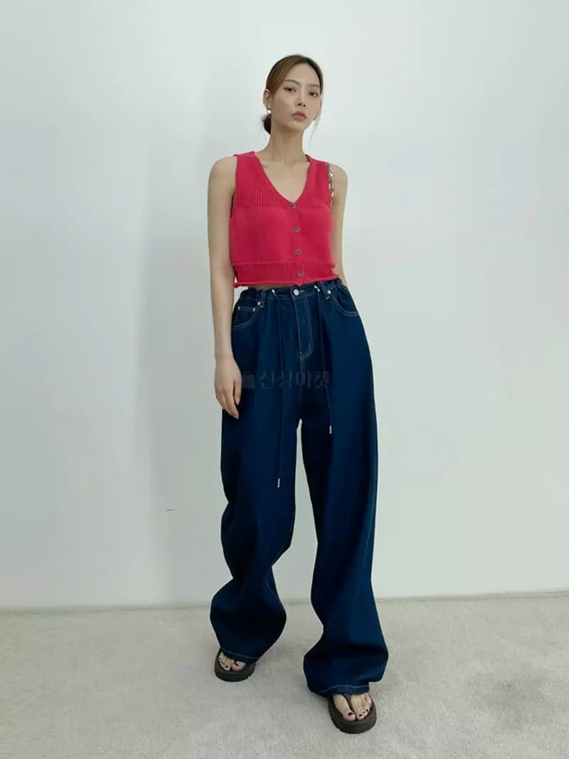 D2 - Korean Women Fashion - #vintageinspired - Diff V Vest - 8