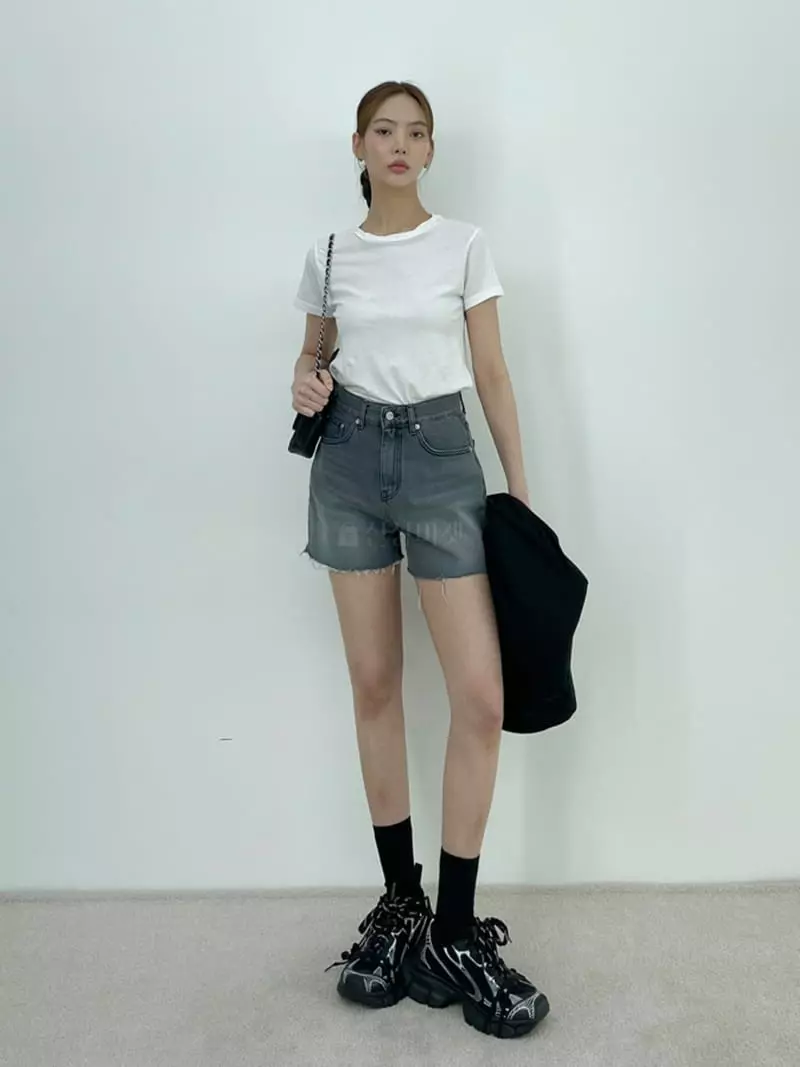 D2 - Korean Women Fashion - #womensfashion - Cash Tee - 10