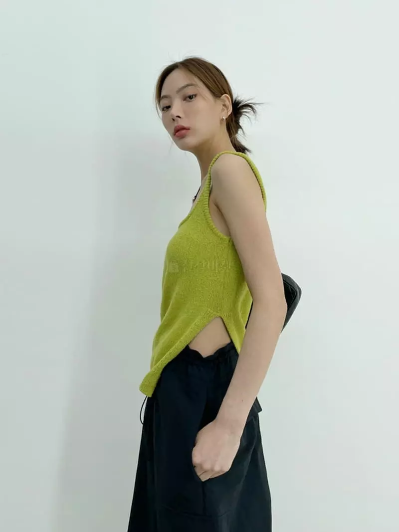 D2 - Korean Women Fashion - #womensfashion - Slit Knit Sleeveless - 3