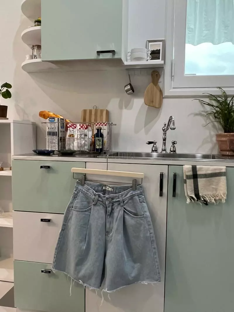 Douze - Korean Women Fashion - #momslook - Pintuck Shorts - 2