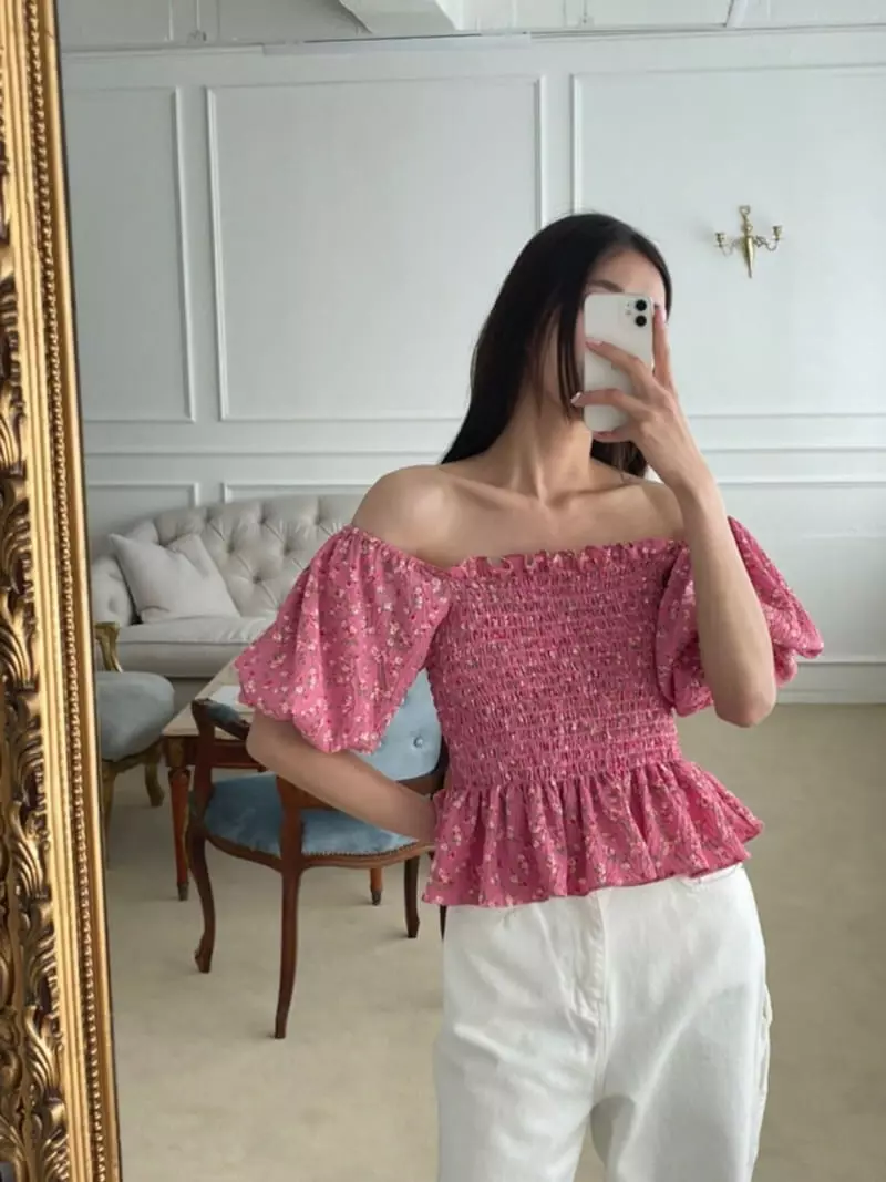 Elfin - Korean Women Fashion - #momslook - Rora Smocked Blouse - 5