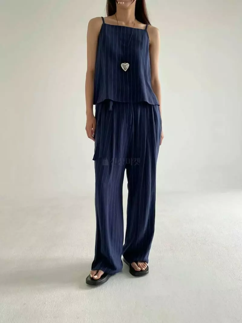 Elfin - Korean Women Fashion - #womensfashion - Byeing Sleeveless