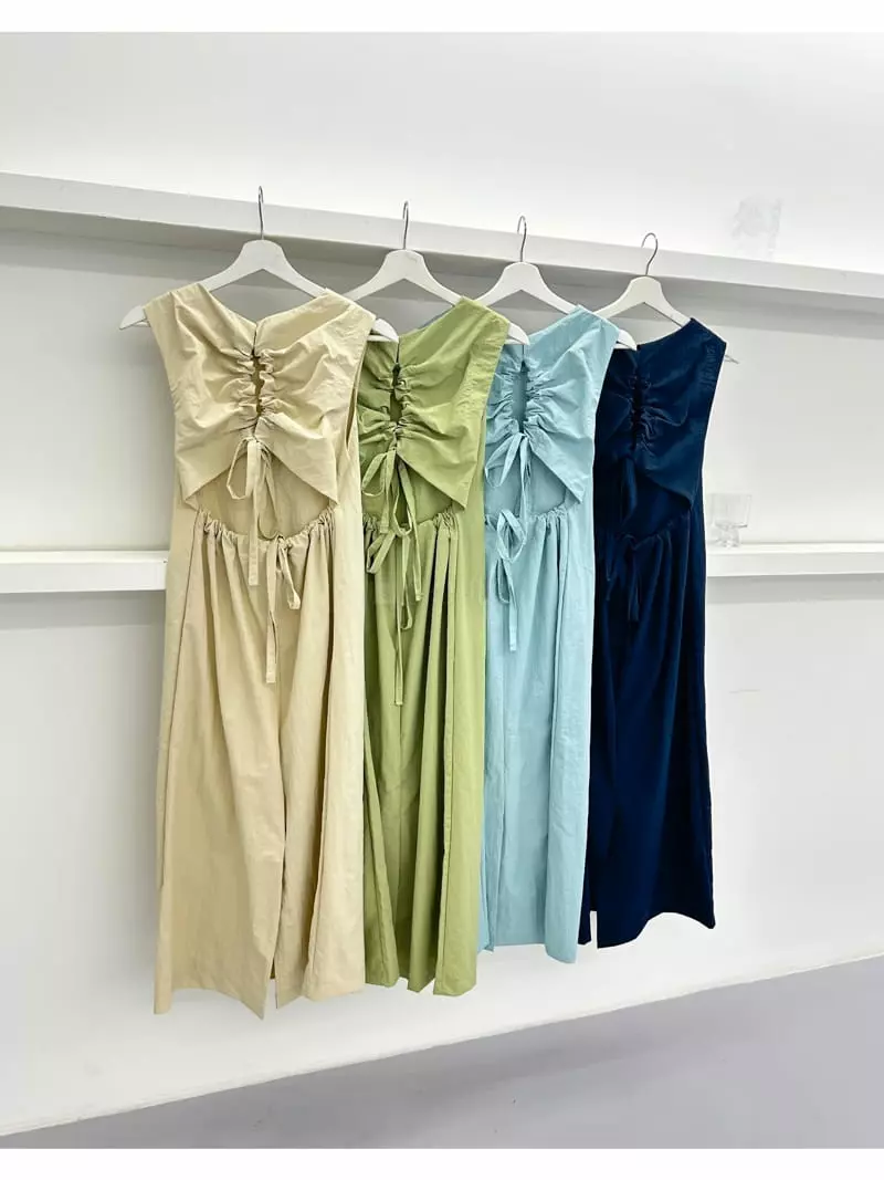 Exito - Korean Women Fashion - #womensfashion - Wind Back Strap Sleeveless One-piece - 9