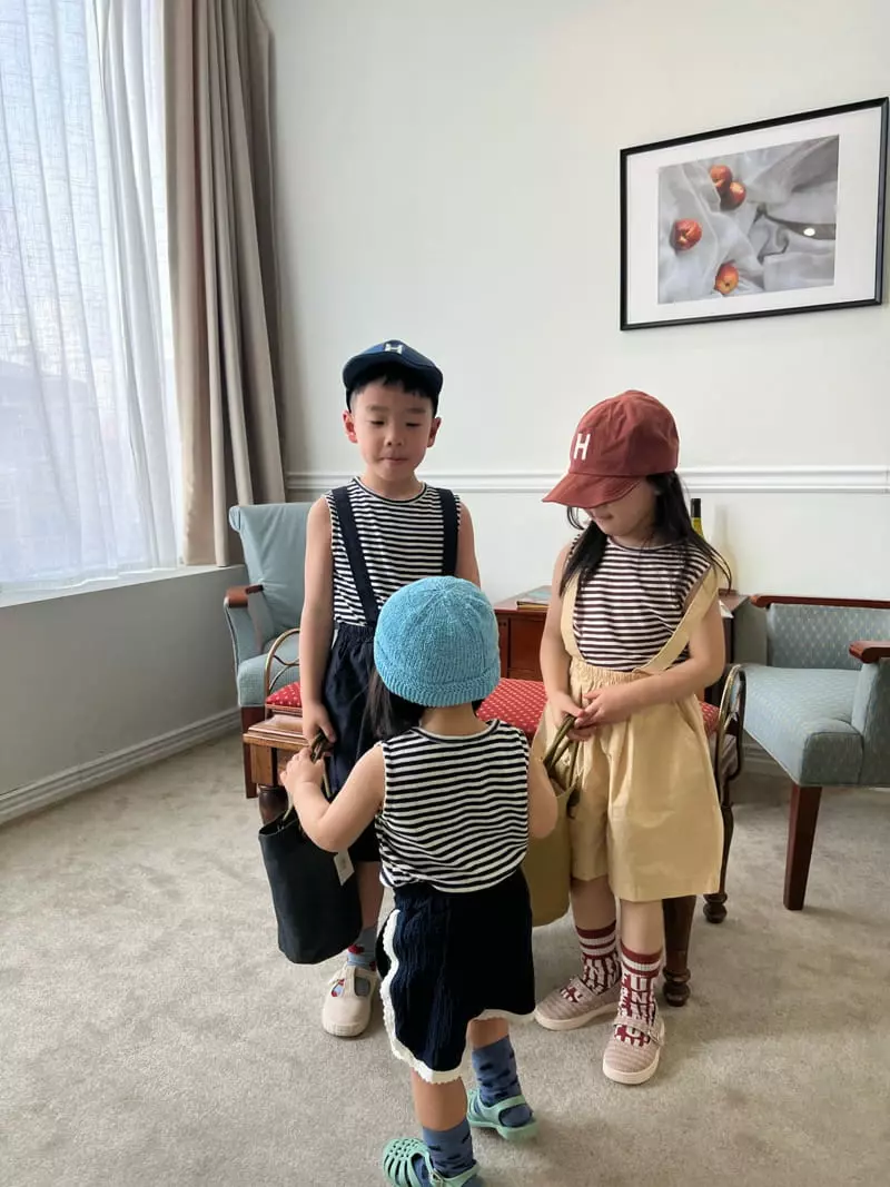 Fine-Studio - Korean Children Fashion - #discoveringself - Apple Overalls - 4