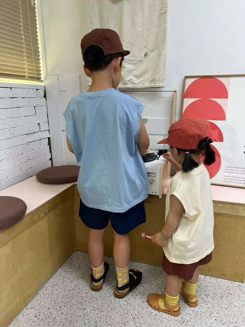 Fine-Studio - Korean Children Fashion - #prettylittlegirls - Silket Sleevless