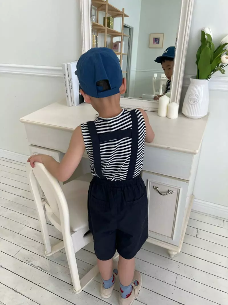 Fine-Studio - Korean Children Fashion - #prettylittlegirls - Apple Overalls - 12