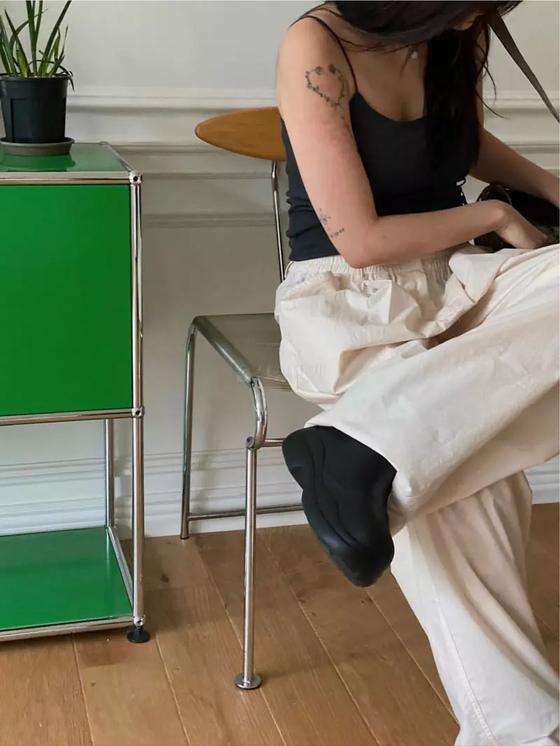 Fre - Korean Women Fashion - #womensfashion - Pale Tug Pants - 4