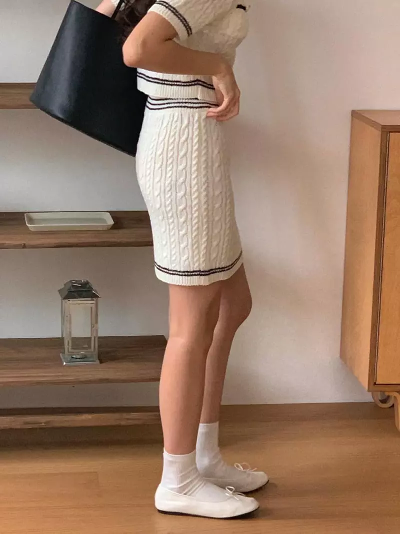 Giggle - Korean Women Fashion - #momslook - Bookle Skirt - 9