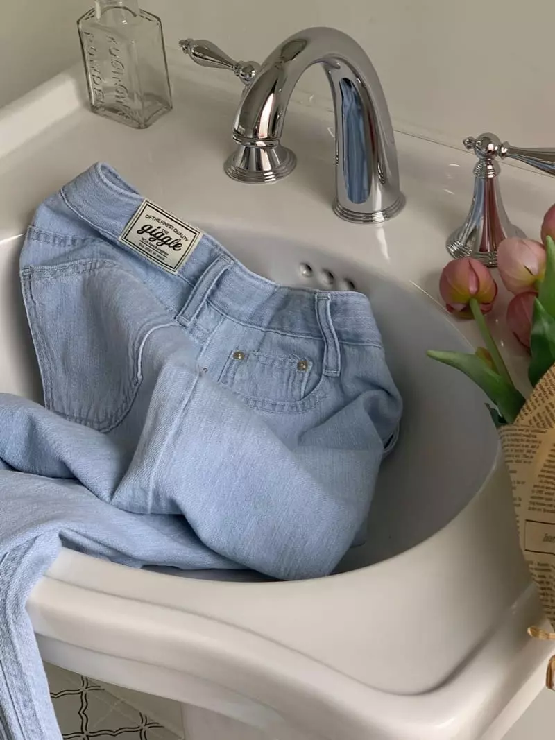 Giggle - Korean Women Fashion - #momslook - Slub Jeans