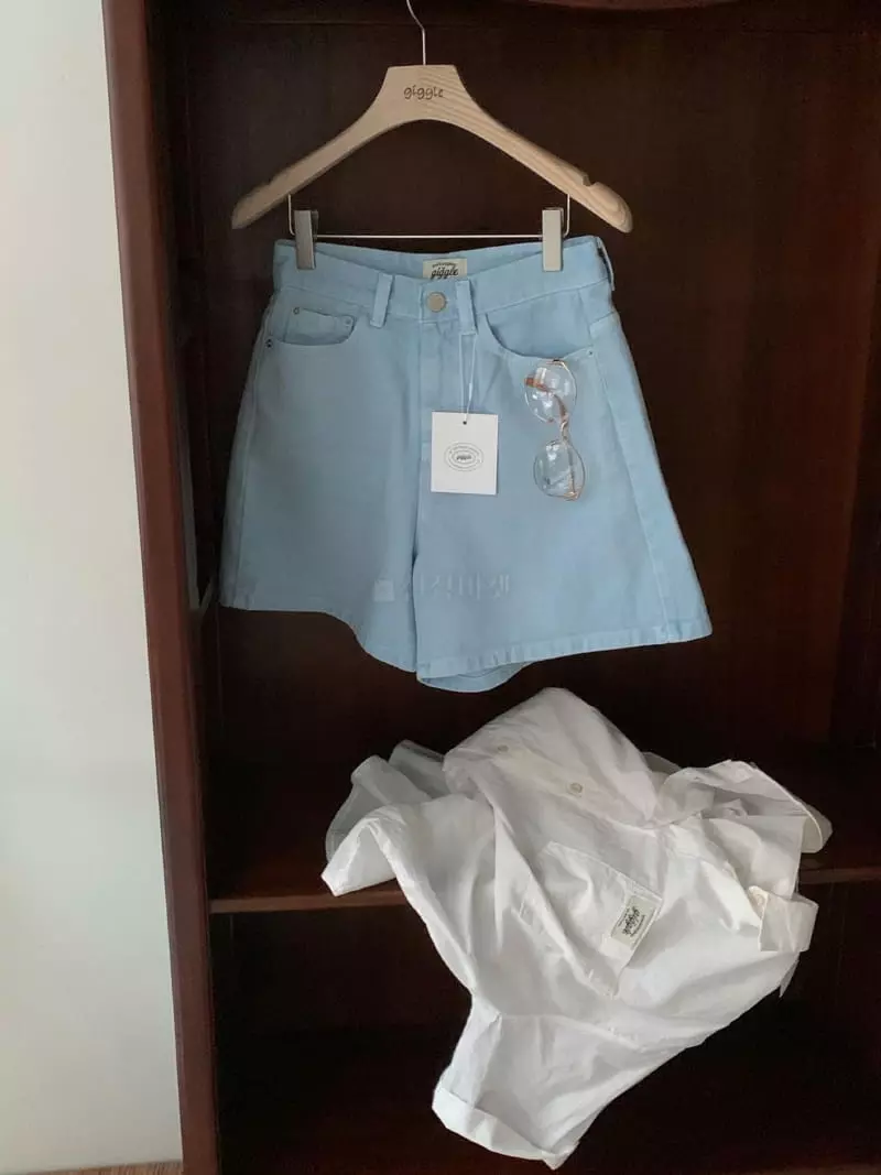 Giggle - Korean Women Fashion - #momslook - Washing A Line Denim Shorts - 4