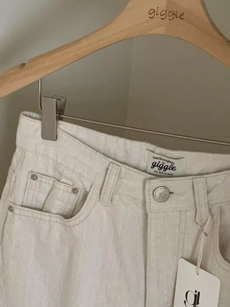 Giggle - Korean Women Fashion - #womensfashion - Summer Loose Fit Cream Jeans - 7