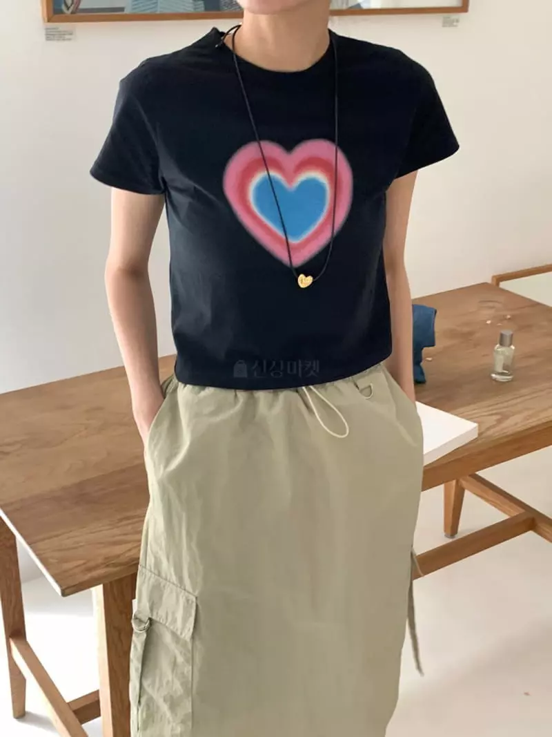 Goblin - Korean Women Fashion - #momslook - Gra Heart Tee