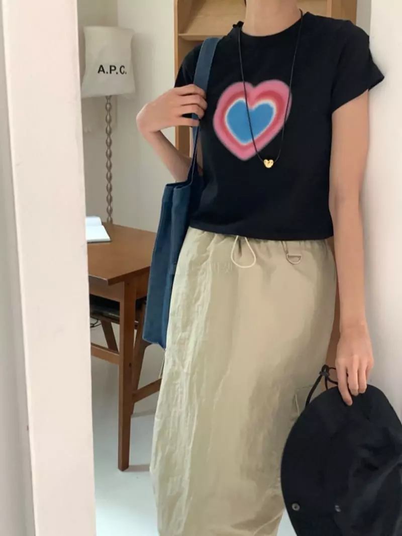 Goblin - Korean Women Fashion - #pursuepretty - Gra Heart Tee - 5