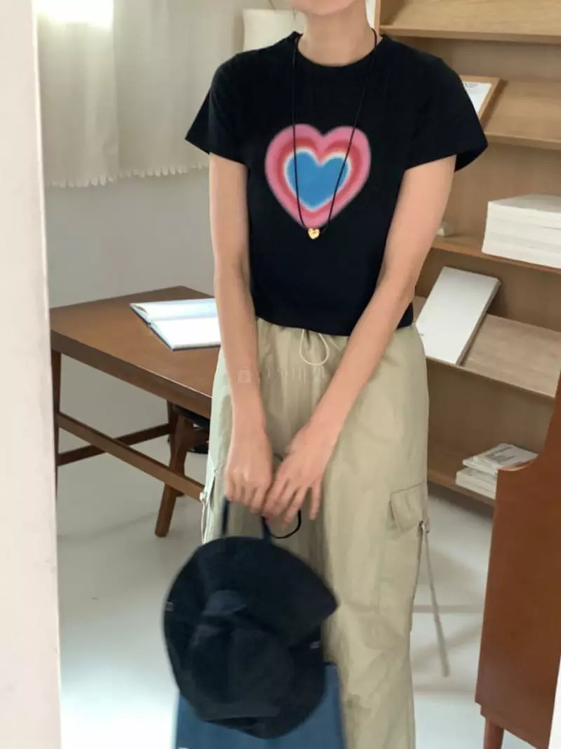 Goblin - Korean Women Fashion - #restrostyle - Gra Heart Tee - 6